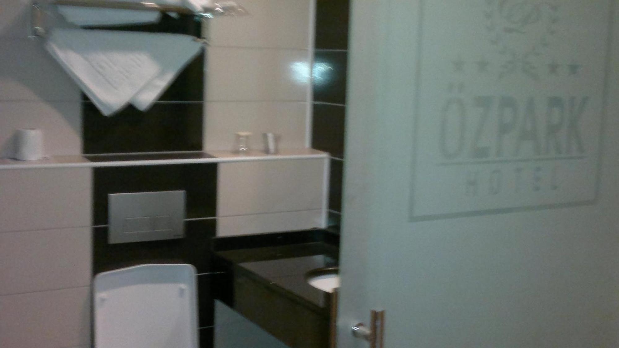 Ozpark Hotel Aksehir Exterior photo