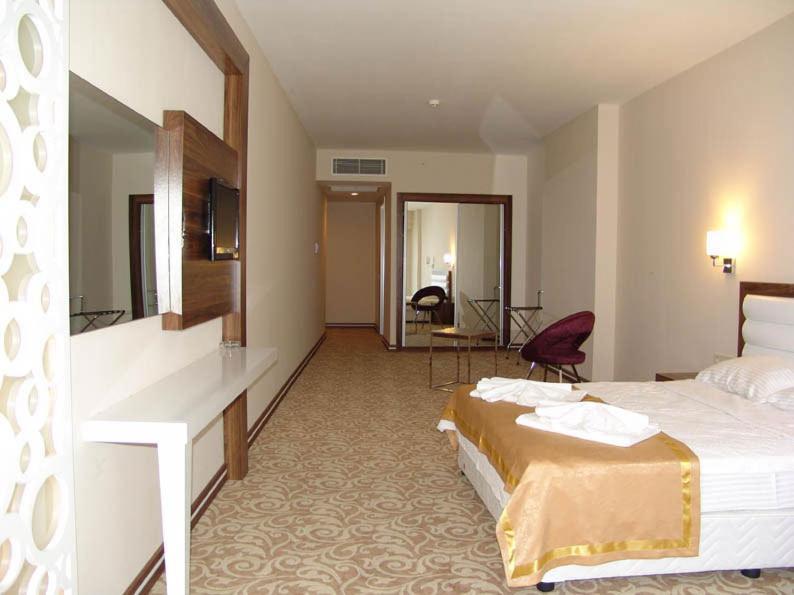 Ozpark Hotel Aksehir Exterior photo