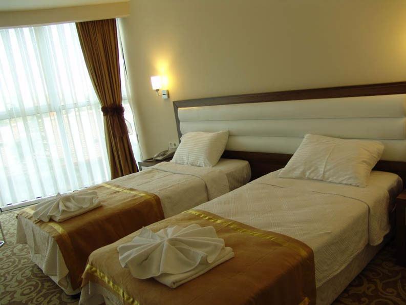 Ozpark Hotel Aksehir Room photo