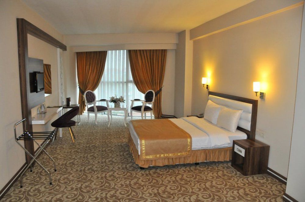 Ozpark Hotel Aksehir Exterior photo
